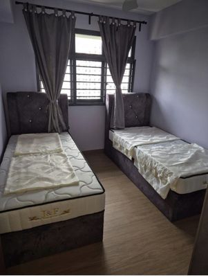 Yishun MRT Common Room