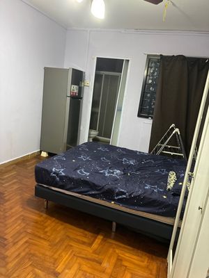 Bukit Batok MRT Master Room