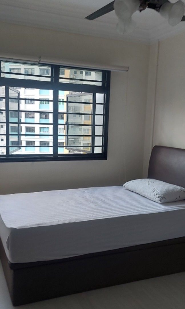 Ang Mo Kio MRT Common Room