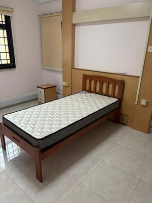 Yishun MRT Common Room