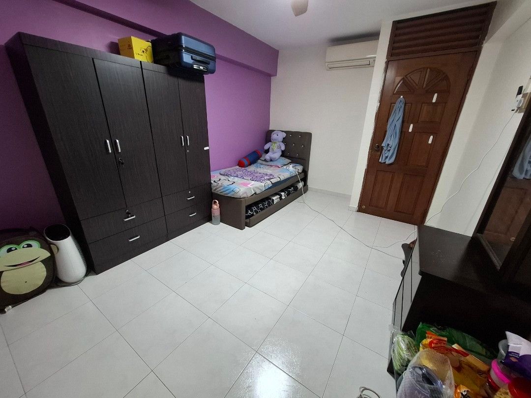 Marsiling MRT Common Room