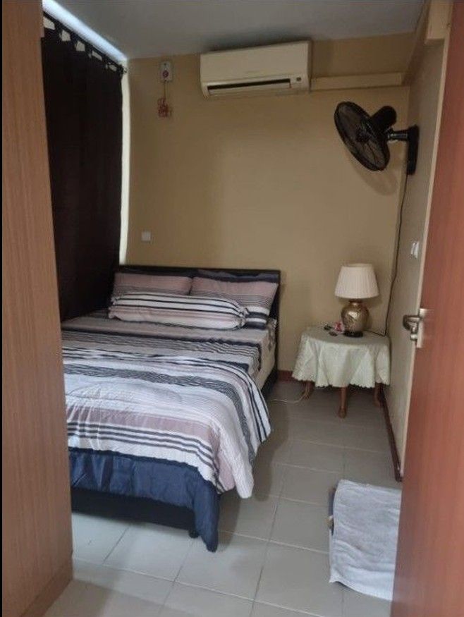 Sengkang MRT Master Room