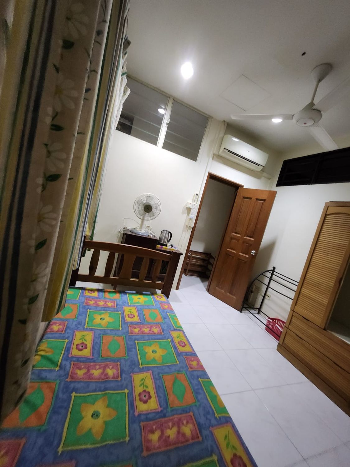 Serangoon MRT Common Room