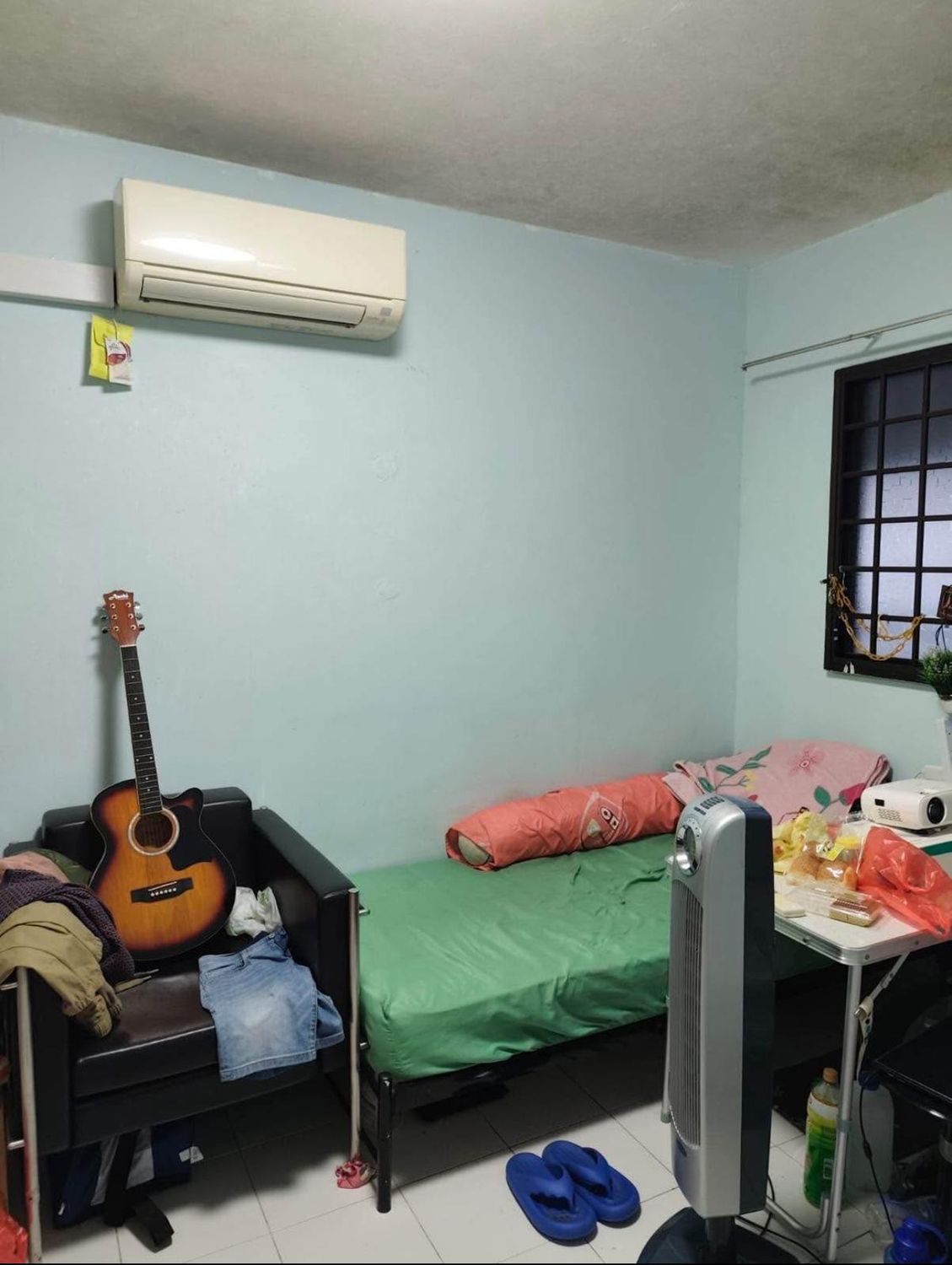 (Room Sharing) Pioneer MRT Common Room