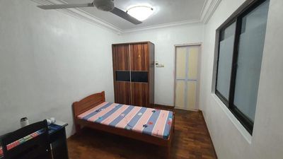 Aljunied MRT Master Room