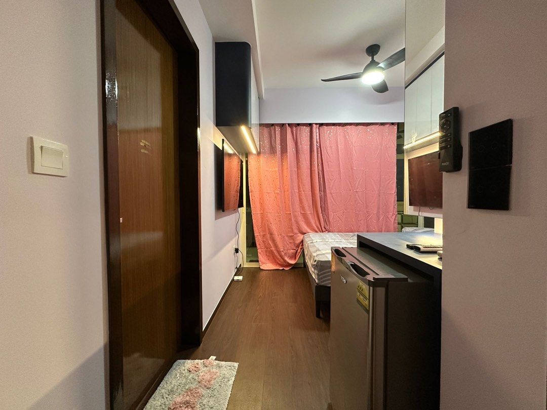 Pasir Ris MRT Master Room