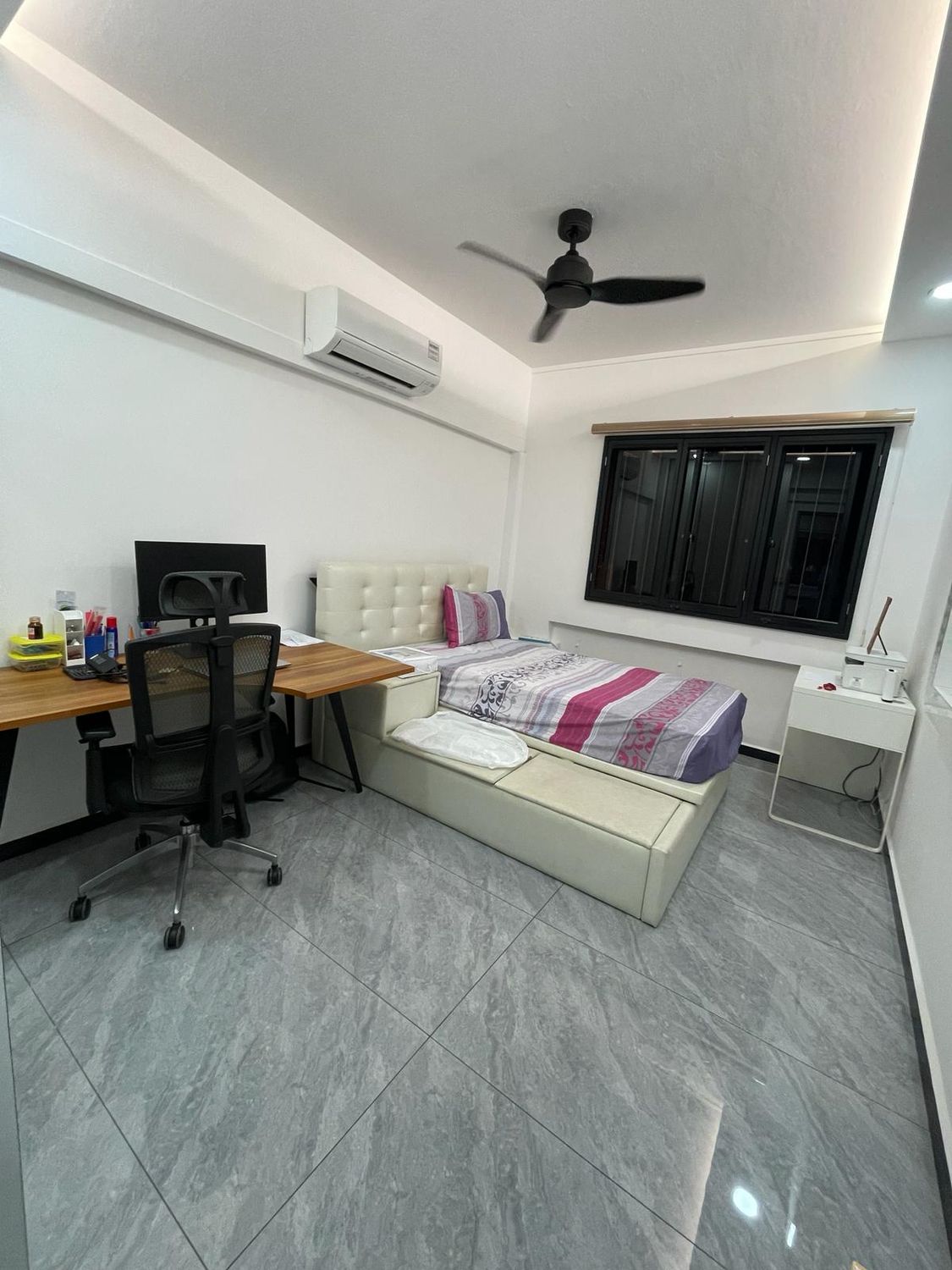 Tampines MRT Common Room