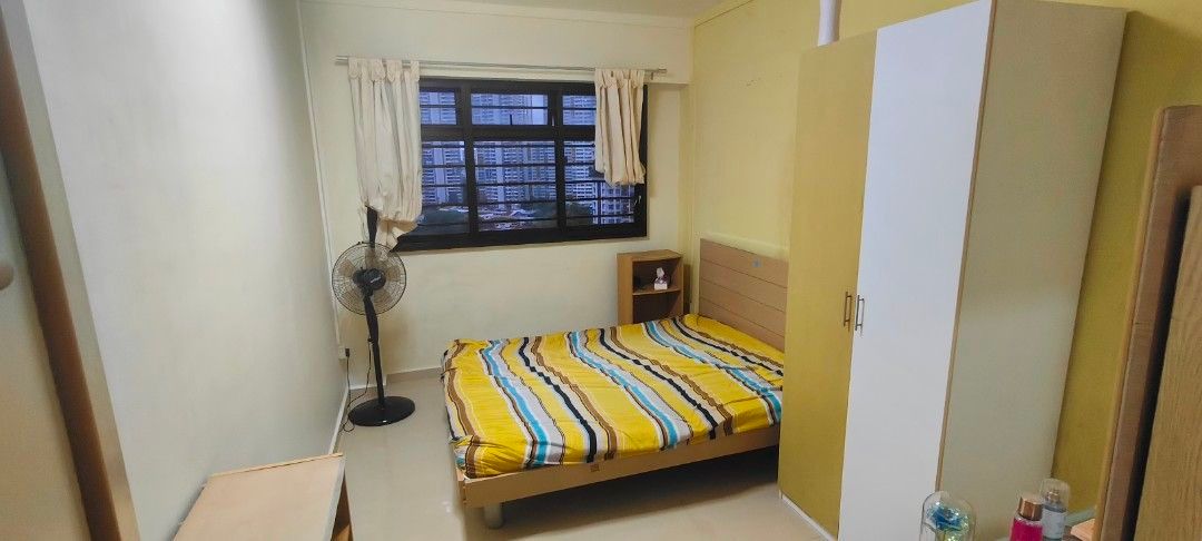 Tiong Bahru MRT Common Room