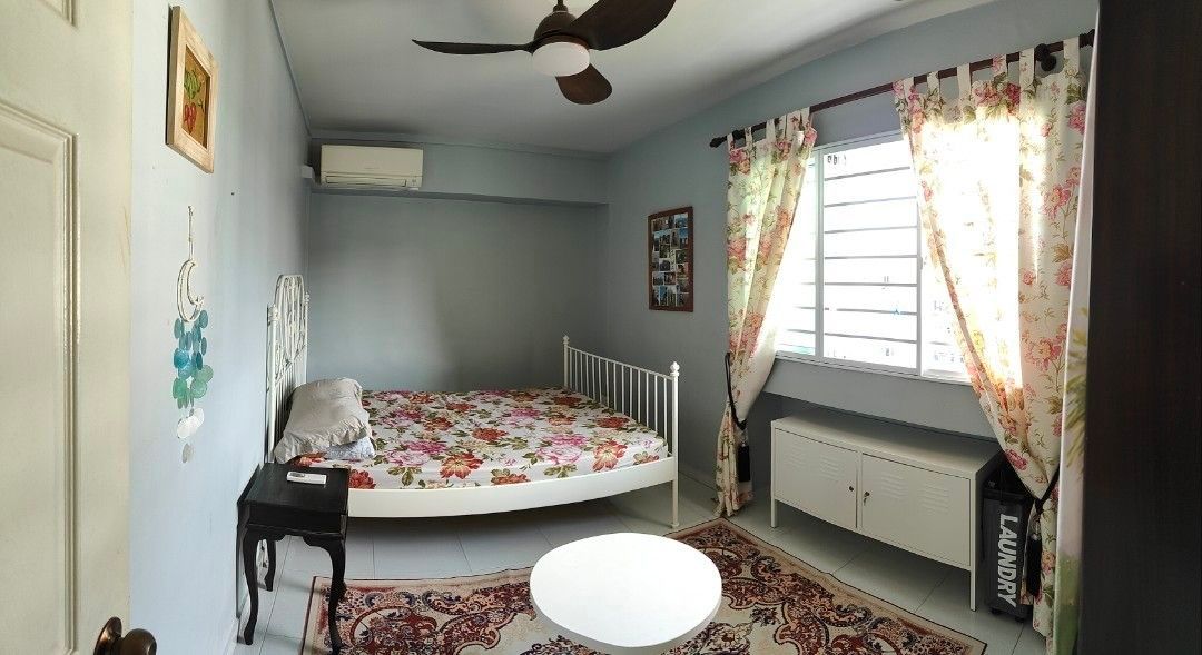 Pasir Ris MRT Common Room