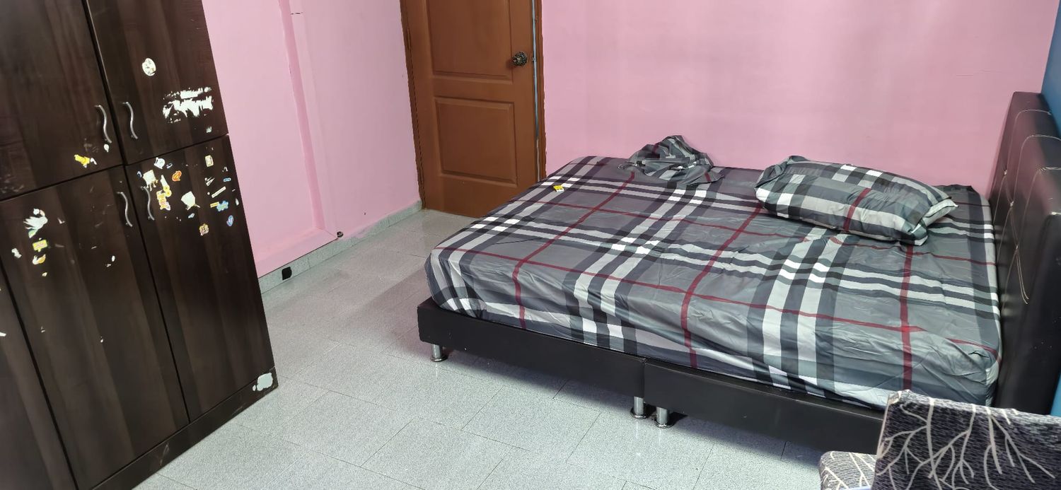 Bukit Batok MRT Master Room