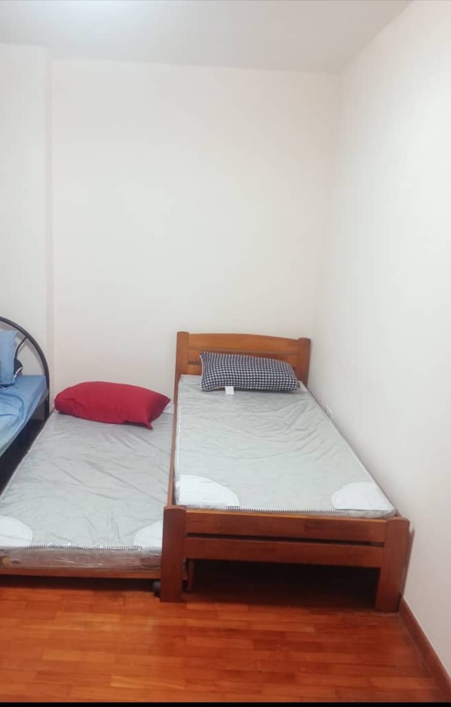 (Room Sharing) Admiralty MRT Common Room