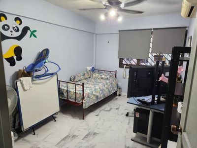 Lakeside MRT Common Room