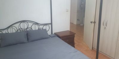 Woodlands MRT Master Room