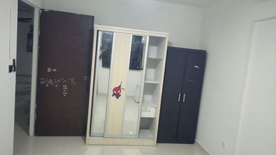 (Room Sharing) Pioneer MRT Common Room