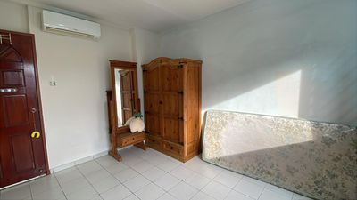 Yishun MRT Common Room