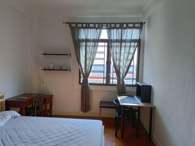 Jurong East MRT Master Room