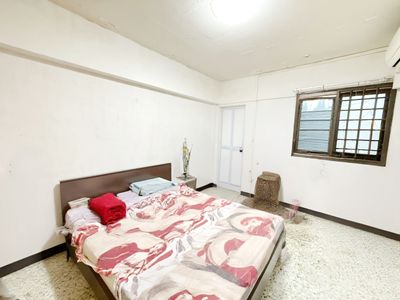 Marsiling MRT Master Room