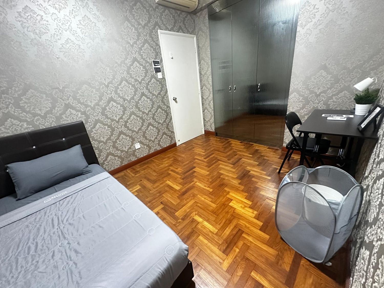 Bedok MRT Common Room