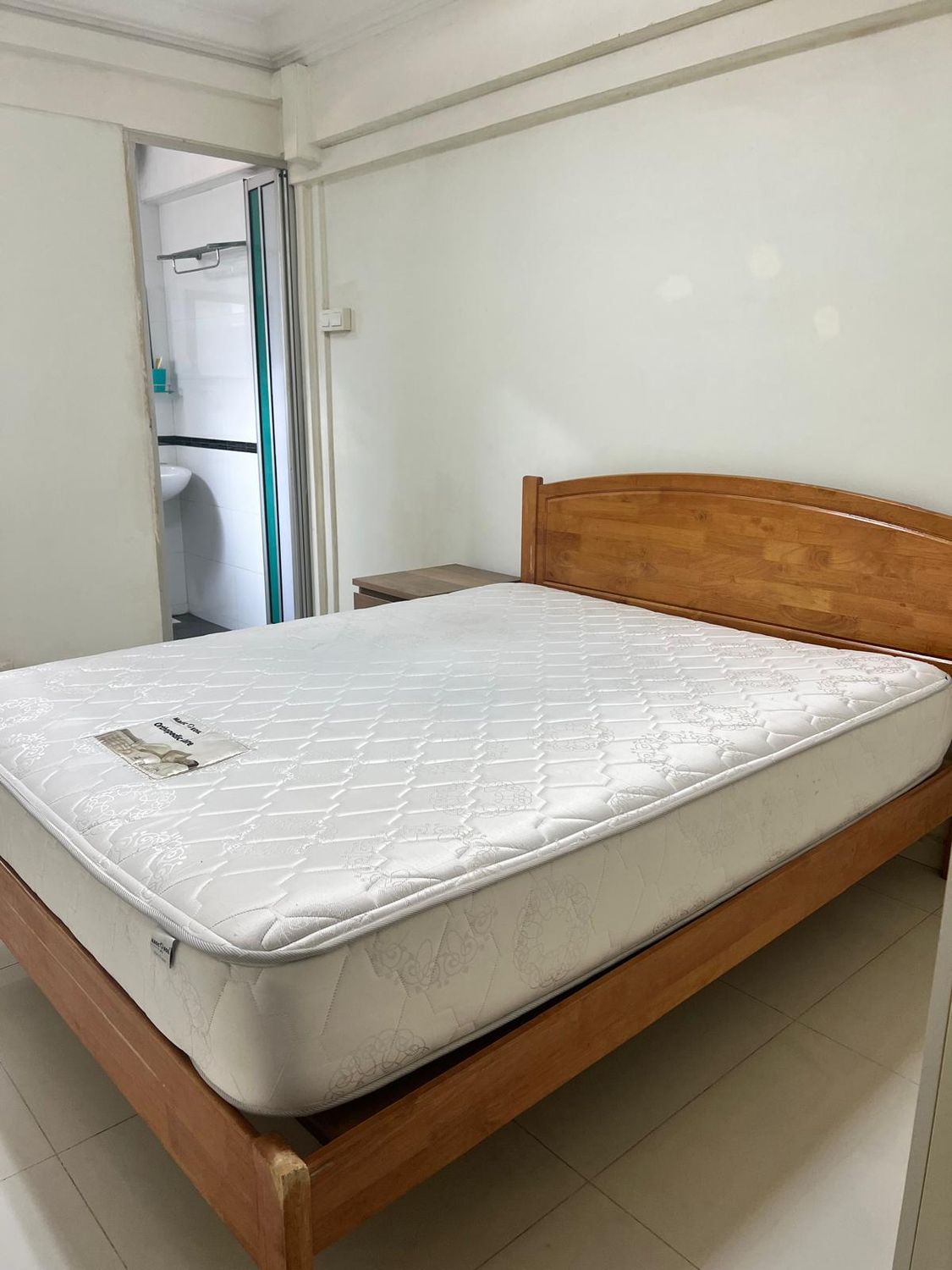 Clementi MRT Master Room