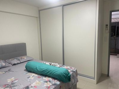 Bukit Batok MRT Master Room