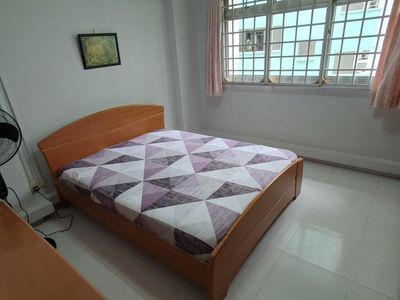 Admiralty MRT Master Room