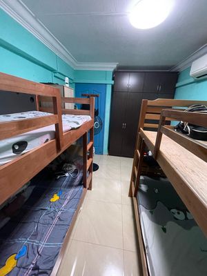 (Room Sharing) Yishun MRT Common Room