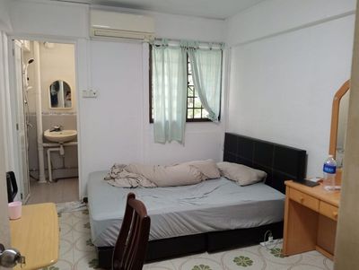 Clementi MRT Master Room