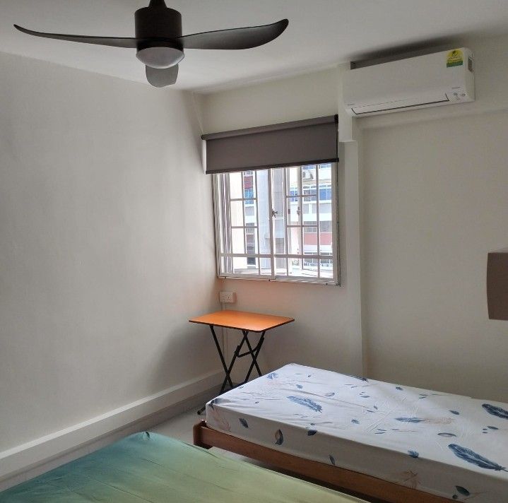 (Room Sharing) Bukit Batok MRT Common Room