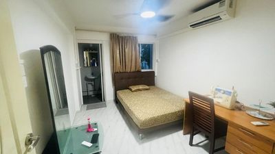 Bukit Batok MRT Master Room