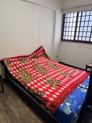 Yishun MRT Master Room