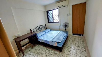 Yio Chu Kang MRT Master Room