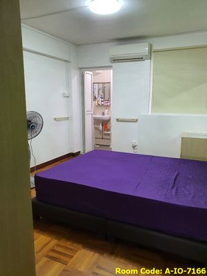 Jurong East MRT Master Room