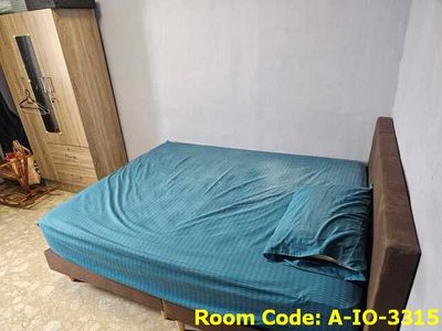 Serangoon MRT Common Room