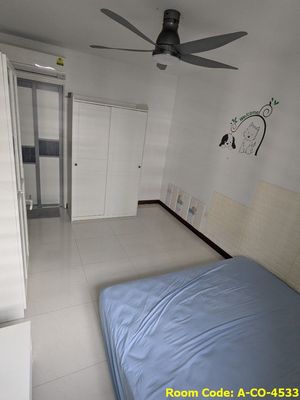 Admiralty MRT Master Room