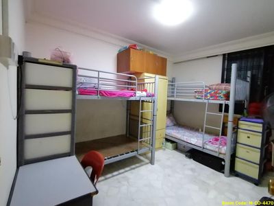 (Room Sharing) Ubi MRT Common Room