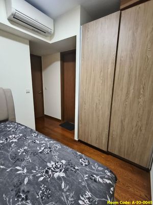 Hougang MRT Master Room