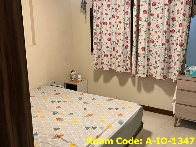 Choa Chu Kang MRT Master Room