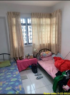 (Sharing) Pioneer MRT Common Room