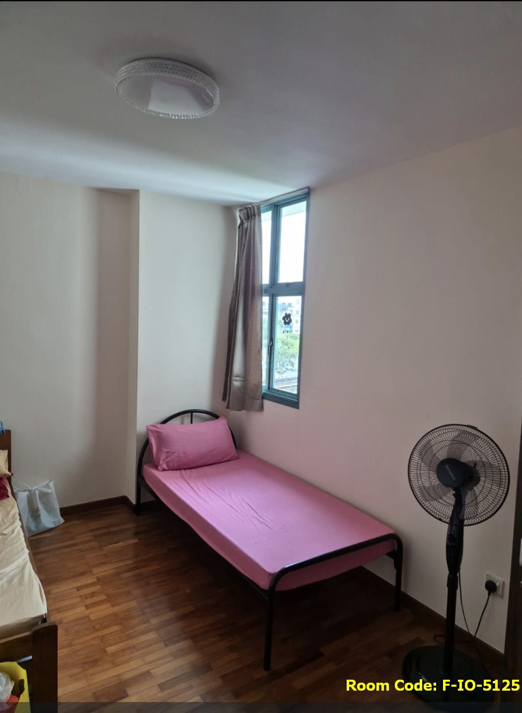 (Room Sharing) Admiralty MRT Common Room