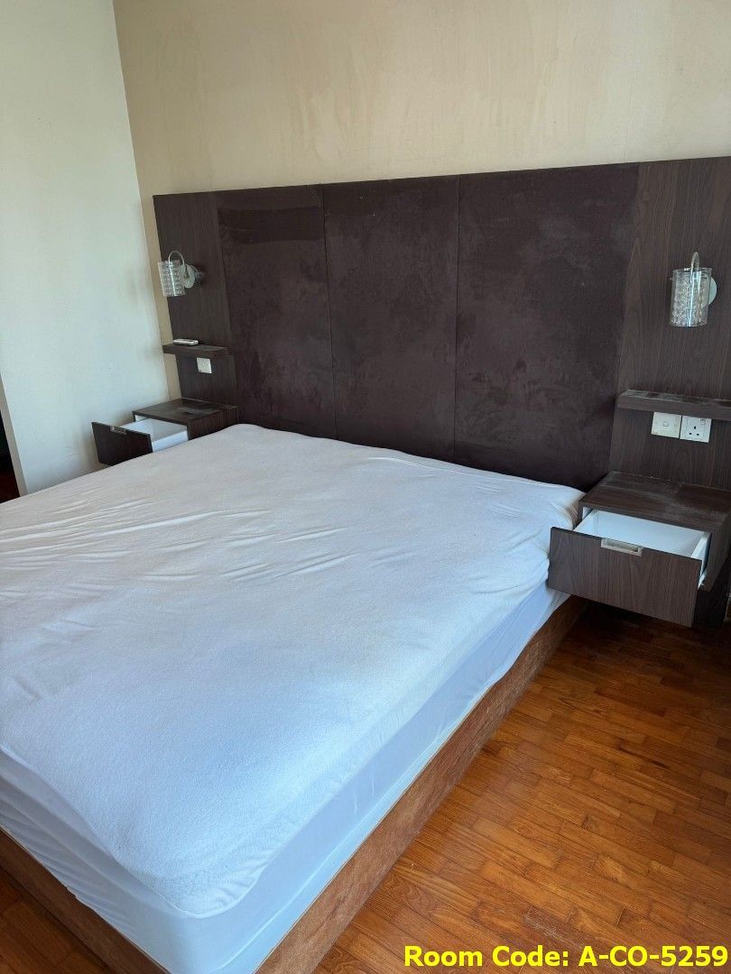 Cove MRT Master Room