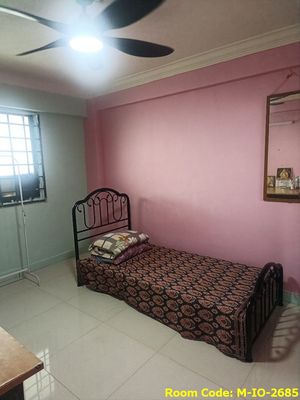 (Room Sharing) Geylang Bahru MRT Common Room
