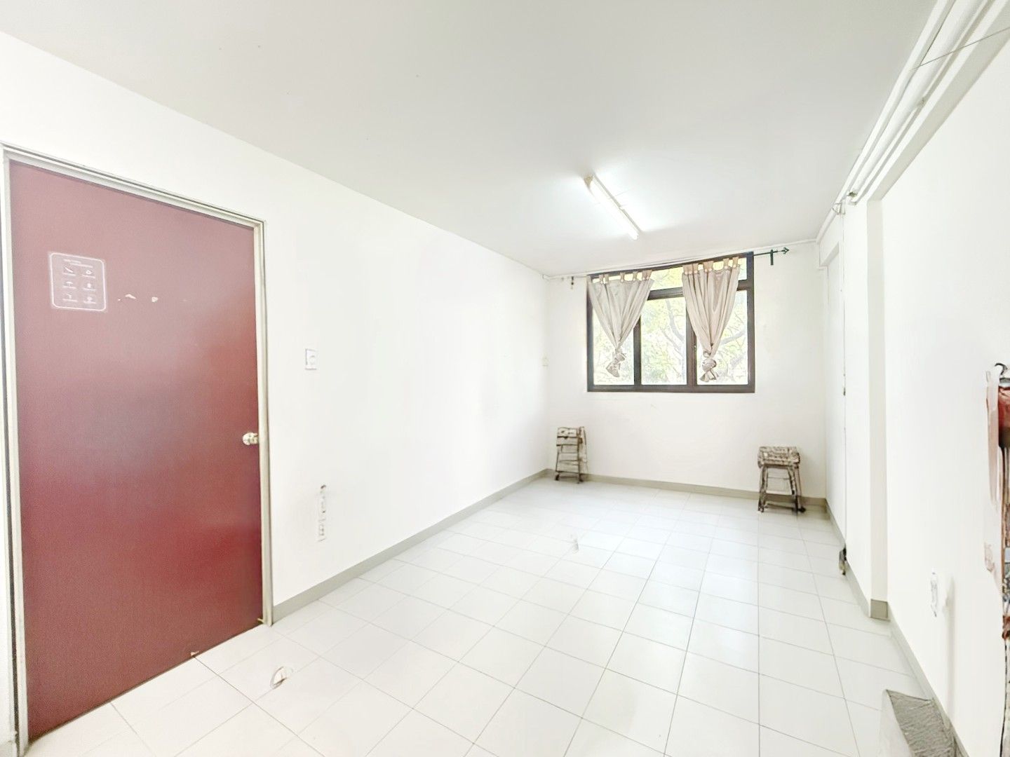 Unique 3 Rooms For Rent at Hougang