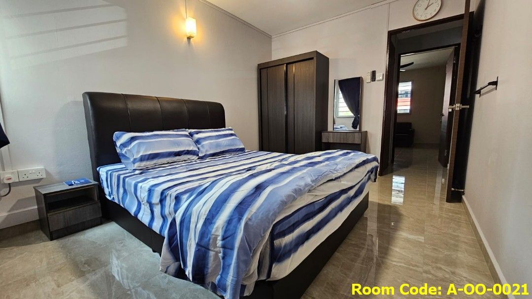 Bukit Batok MRT Master Room