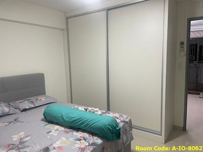 Bukit Batok MRT Master Room