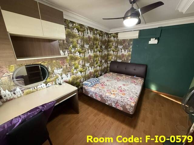 Khatib MRT Common Room