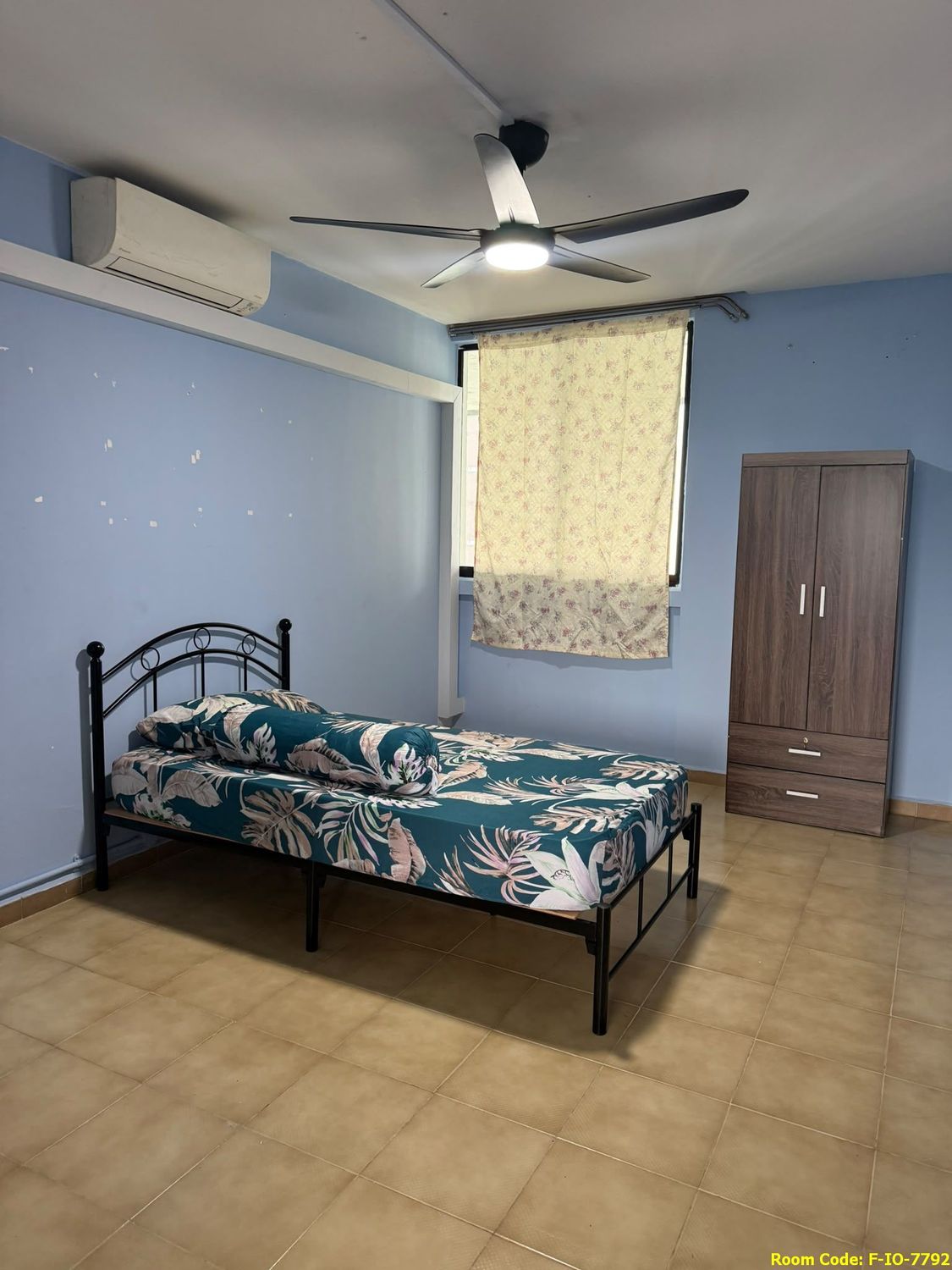 Yishun MRT Common Room