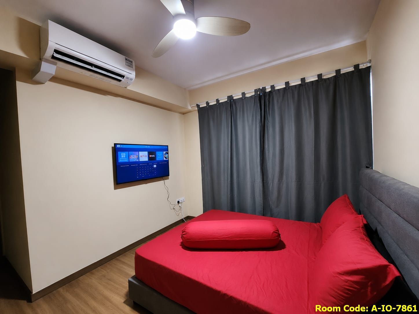 Choa Chu Kang MRT Master Room