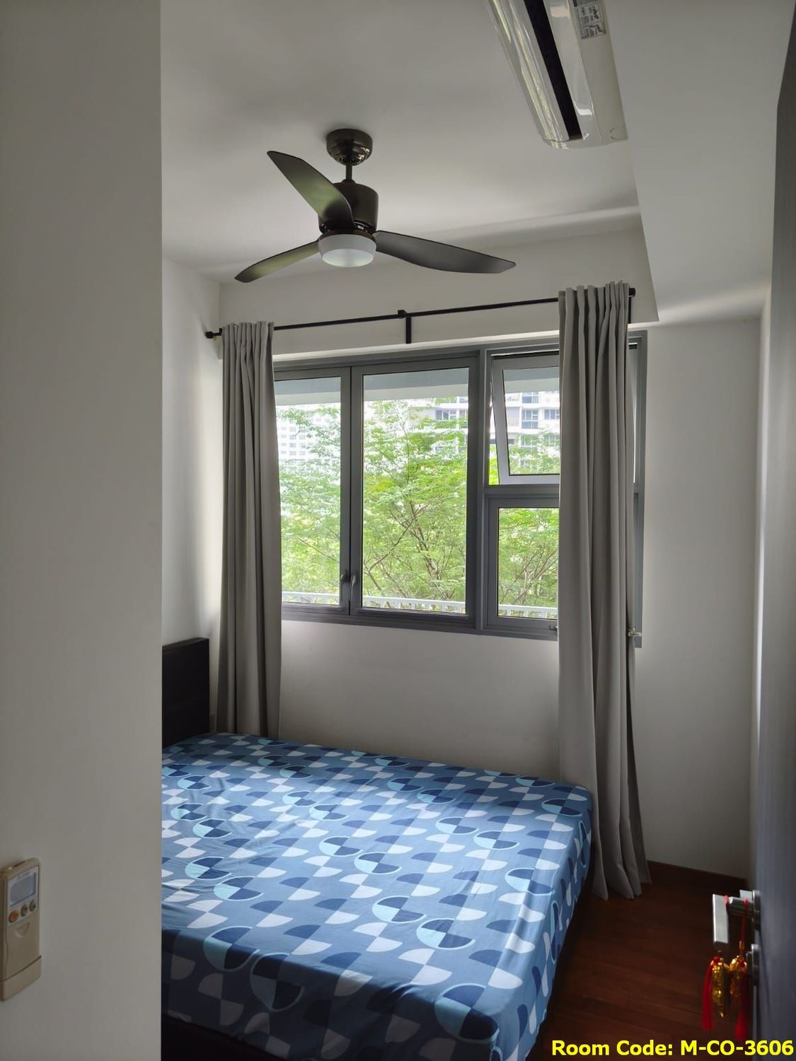 Layar MRT Common Room
