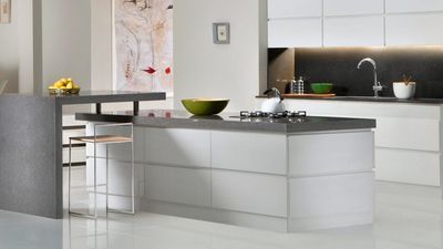4120-Raven Caesarstone