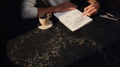 5100-Vanilla Noir Caesarstone (Polished)